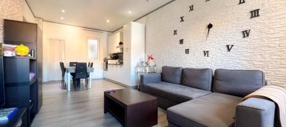 2 bedrooms Apartment in Trieste, Italy No. 58772 6