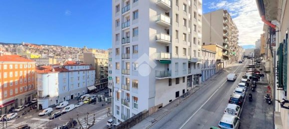2 bedrooms Apartment in Trieste, Italy No. 58772 11