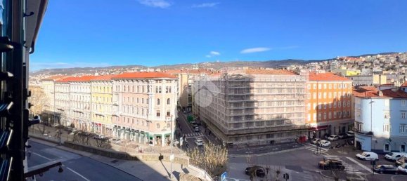 2 bedrooms Apartment in Trieste, Italy No. 58772 13