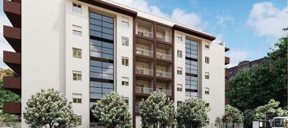 4 rooms Apartment in Florence, Italy No. 97986 2