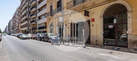 2 chambres Appartement à Bari, Italy No. 266122 3