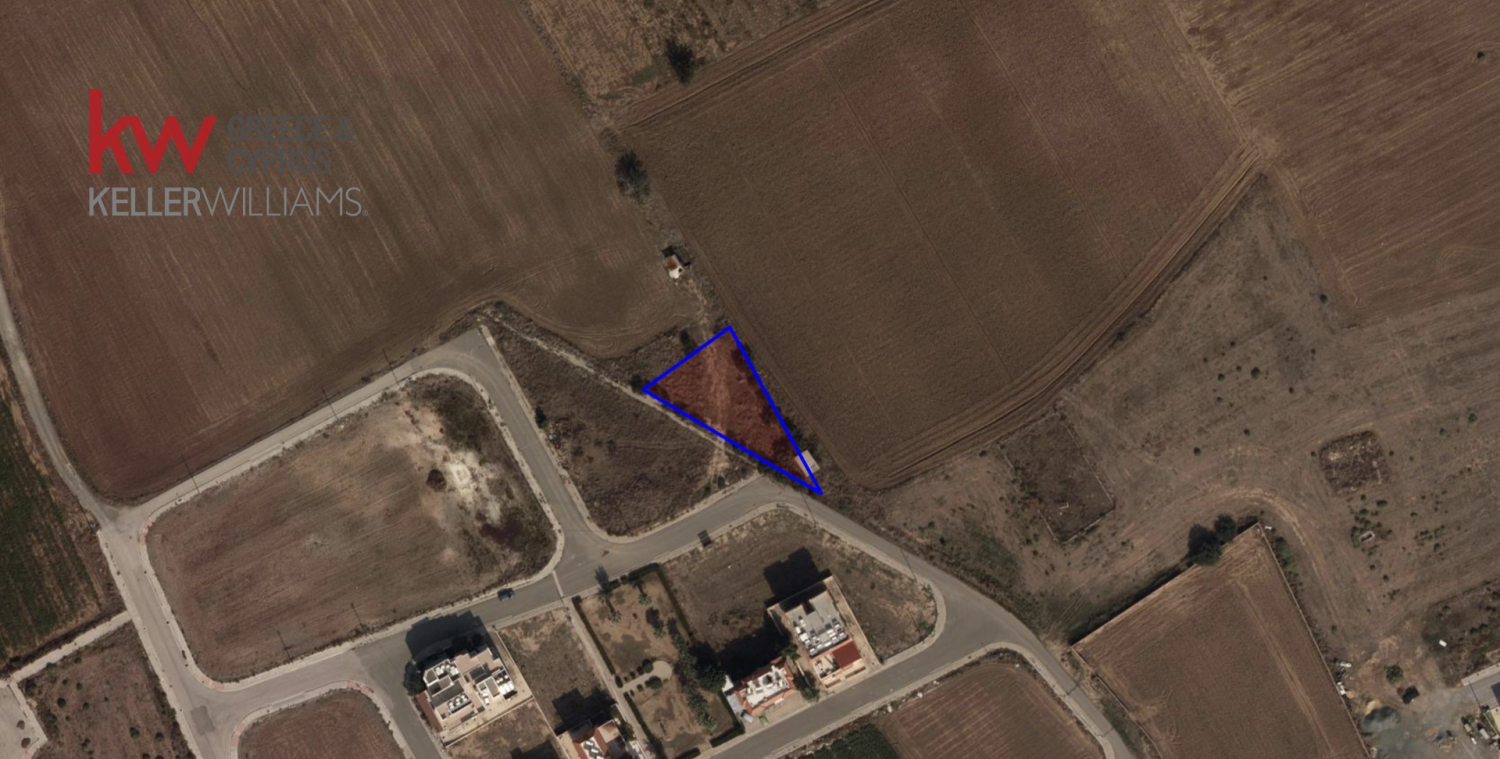 747 m² terreno en venta en Pervolia, Larnaka, Cyprus № 181142