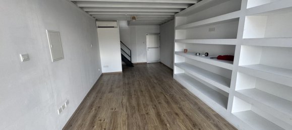 2غرفة محلّ في Larnaca, قبرص رقم 172448 3