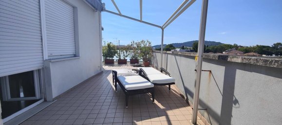 Penthouse T5 em Pesaro, Italy N.º 329915 10
