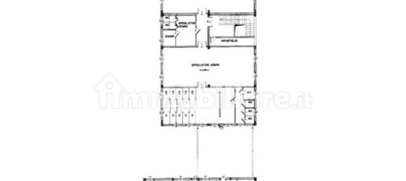 Склад 34110м² в Колоннелла, Италия № 345146 3