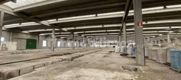 Склад 34110м² в Колоннелла, Италия № 345146 11