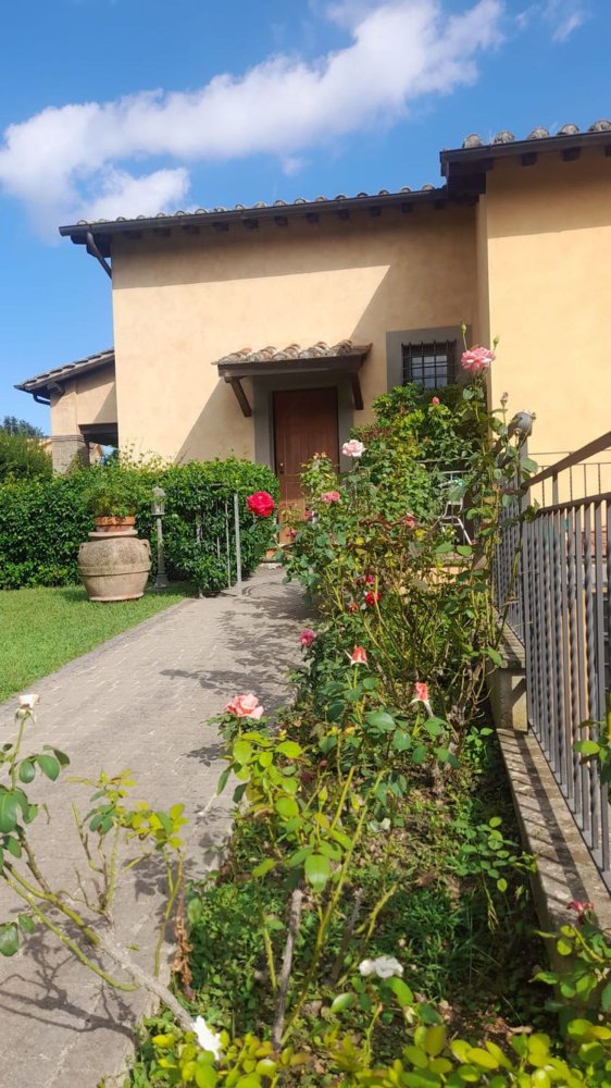7 bedrooms Villa in Bracciano, Italy No. 320933
