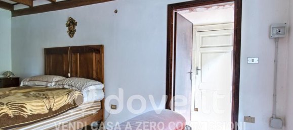 Villa de 4 dormitorios en Locatello, Italy No. 316062 64