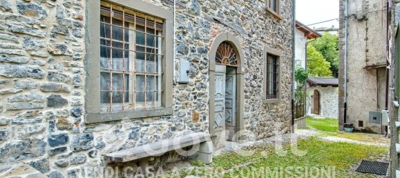 Villa de 4 dormitorios en Locatello, Italy No. 316062 70