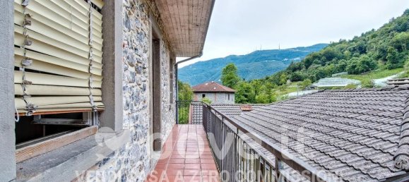 Villa de 4 dormitorios en Locatello, Italy No. 316062 46