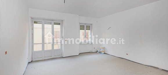 2 bedrooms Apartment in Bricherasio, Italy No. 163445 4