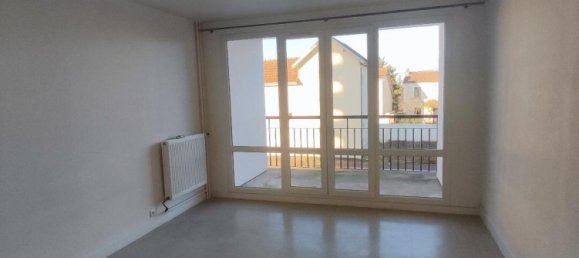 1 bedroom Apartment in Saint-Andre-les-Vergers, France No. 72781 3