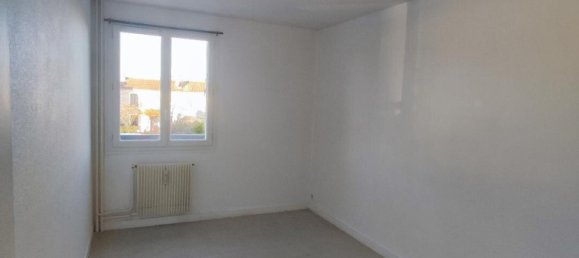 1 bedroom Apartment in Saint-Andre-les-Vergers, France No. 72781 4