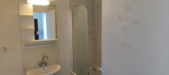 1 bedroom Apartment in Saint-Andre-les-Vergers, France No. 72781 6