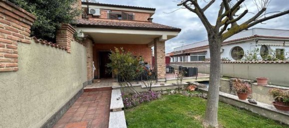 12غرفة شقة في Pomezia, Italy رقم 12623 2