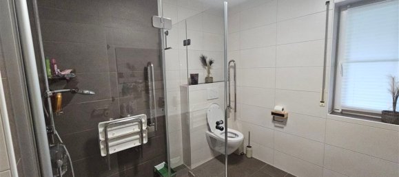 Таунхаус с 5 комнатами в Лан-Дилль, Германия № 301096 15