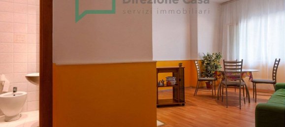 1 Schlafzimmer Wohnung in Naples, Italy, Nr. 172921 2