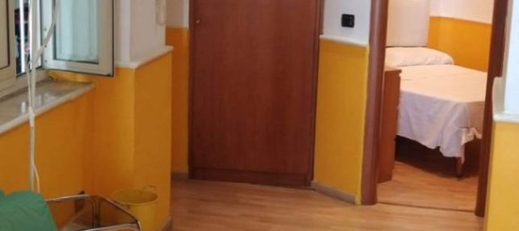 1 Schlafzimmer Wohnung in Naples, Italy, Nr. 172921 6