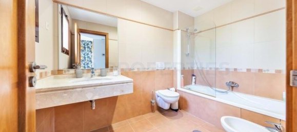 3 bedrooms Villa in Quarteira, Portugal No. 239099 2