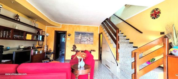 Квартира с 4 комнатами в Аграте Брианца, Италия № 117862 9