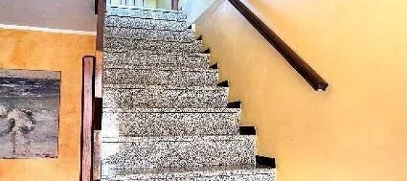 Квартира с 4 комнатами в Аграте Брианца, Италия № 117862 20