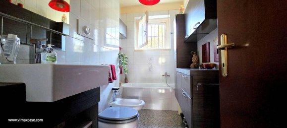 Квартира с 4 комнатами в Аграте Брианца, Италия № 117862 18