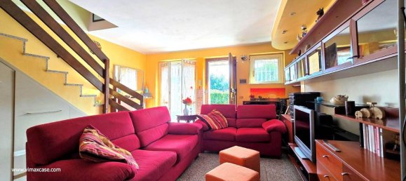 Квартира с 4 комнатами в Аграте Брианца, Италия № 117862 8