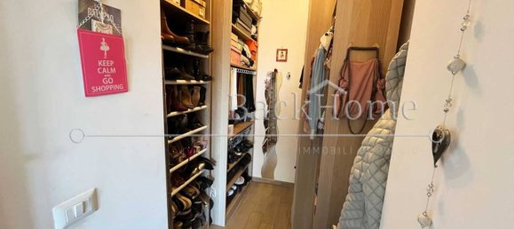 3 bedrooms Apartment in Rome, Italy No. 61223 11