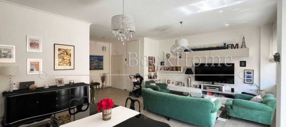 3 bedrooms Apartment in Rome, Italy No. 61223 5