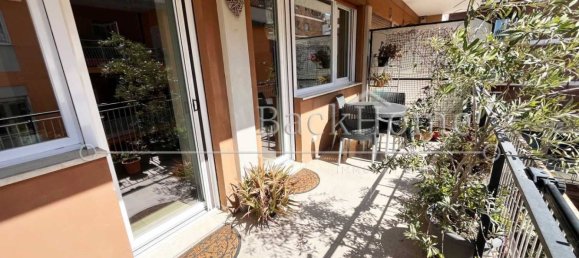 3 bedrooms Apartment in Rome, Italy No. 61223 7