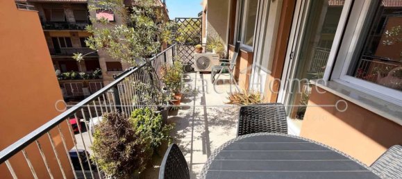 3 bedrooms Apartment in Rome, Italy No. 61223 6