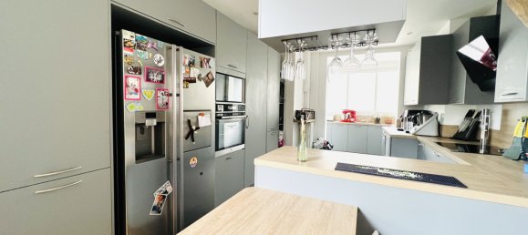 3 bedrooms Duplex in Issy-les-Moulineaux, France No. 325715 10