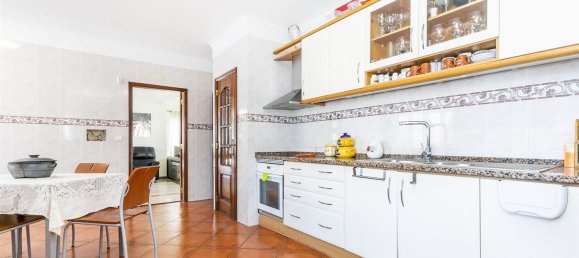 5 bedrooms House in Corroios, Portugal No. 17393 11