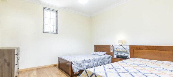 5 bedrooms House in Corroios, Portugal No. 17393 25