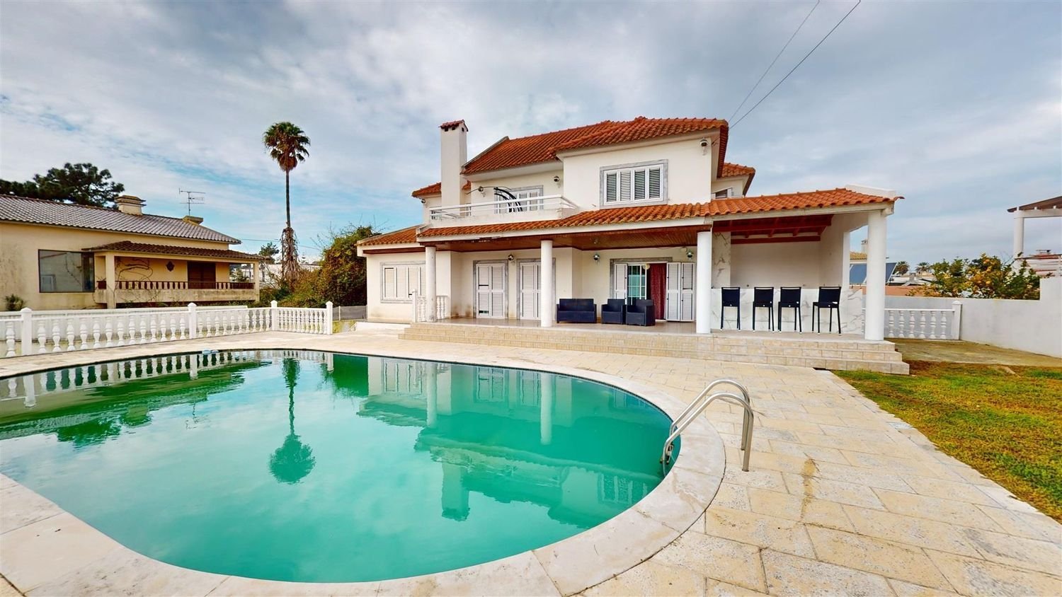 5 bedrooms House in Corroios, Portugal No. 17393