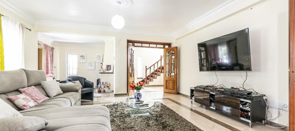 5 bedrooms House in Corroios, Portugal No. 17393 4