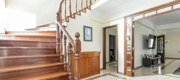 5 bedrooms House in Corroios, Portugal No. 17393 6