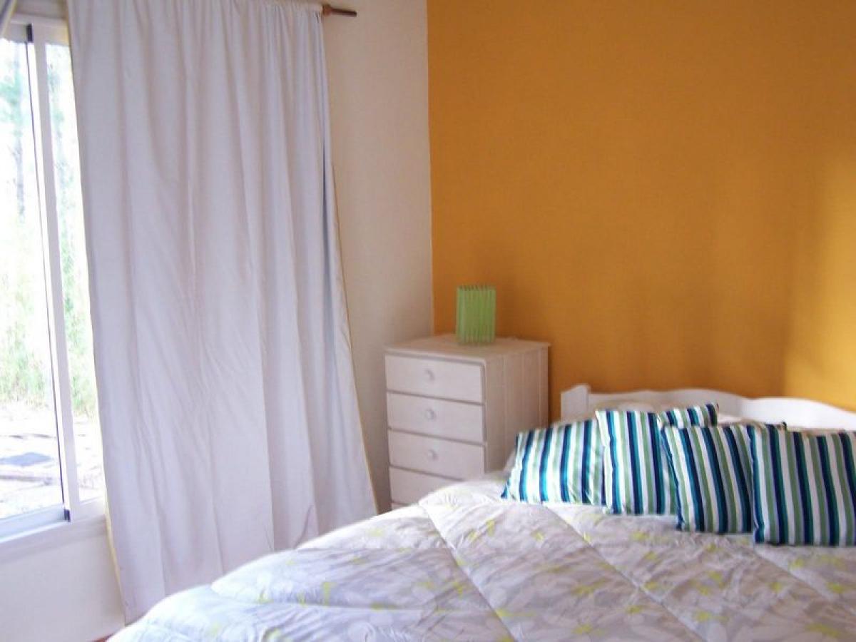 3 bedrooms House in Mar del Plata, Argentina No. 89976