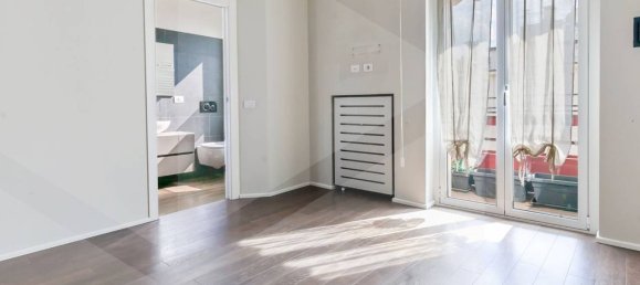 4 rooms Penthouse in Milan, Italy No. 241973 24