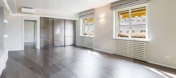 4 rooms Penthouse in Milan, Italy No. 241973 13