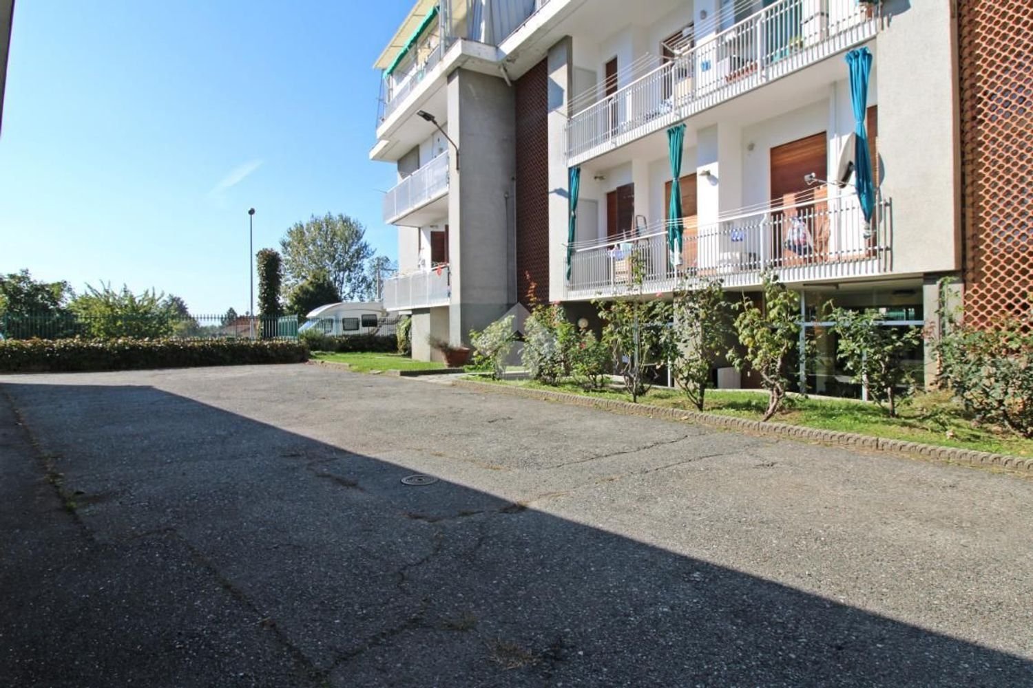 15m² Garage in Rivoli, Italy No. 139575