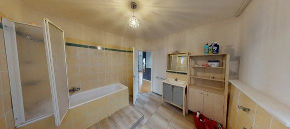 2 bedrooms Apartment in Mulhouse, France No. 215437 3