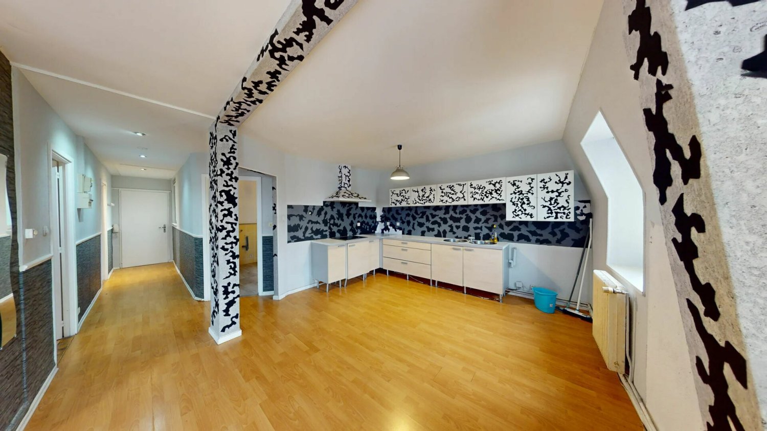 2 bedrooms Apartment in Mulhouse, France No. 215437