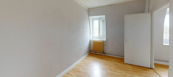 2 bedrooms Apartment in Mulhouse, France No. 215437 5