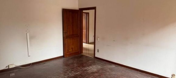 5 rooms Apartment in Empoli, Italy No. 78197 7