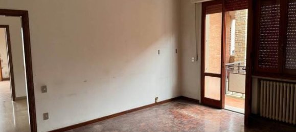 5 rooms Apartment in Empoli, Italy No. 78197 8