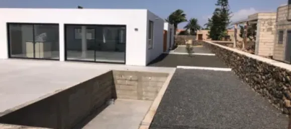 4 Schlafzimmer Haus in La Oliva, Spain, Nr. 170128 2