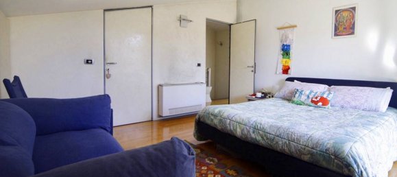 3 bedrooms Villa in Parma, Italy No. 330629 22