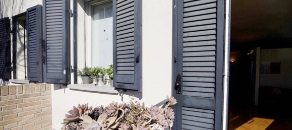 3 bedrooms Villa in Parma, Italy No. 330629 3