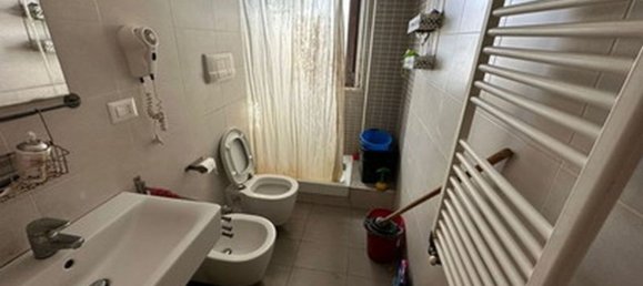 Квартира с 4 комнатами в Рим, Италия № 205922 14